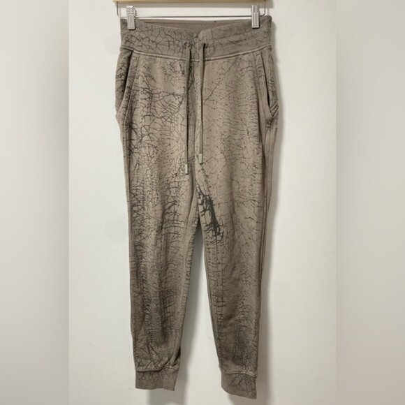 Lululemon Warm Jogger Pants Brown with Black Details Size 6 - Picture 3 of 8